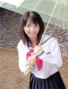 《陈三和白洁奔驰车里弄-日本卡一卡二新区》