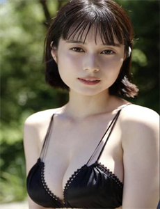 《满清十大酷刑之赤裸凌迟-比基尼美女视频》