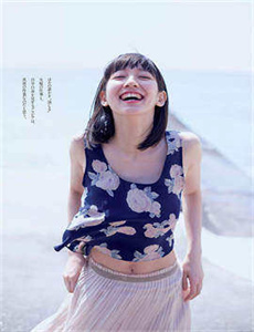 《韩国《漂亮的女邻居3》-把奶从乳罩里掏出来》